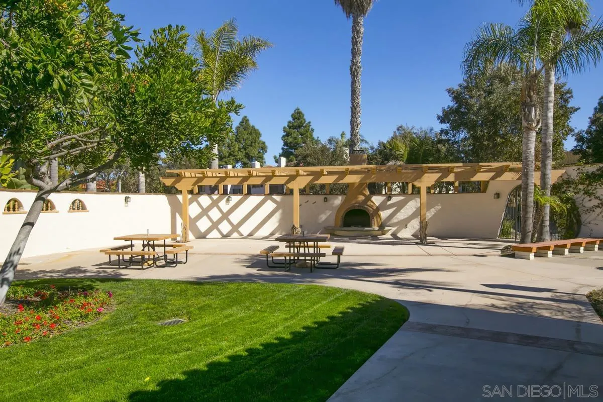 Photo #28: 260008264 Listing: Photo #28