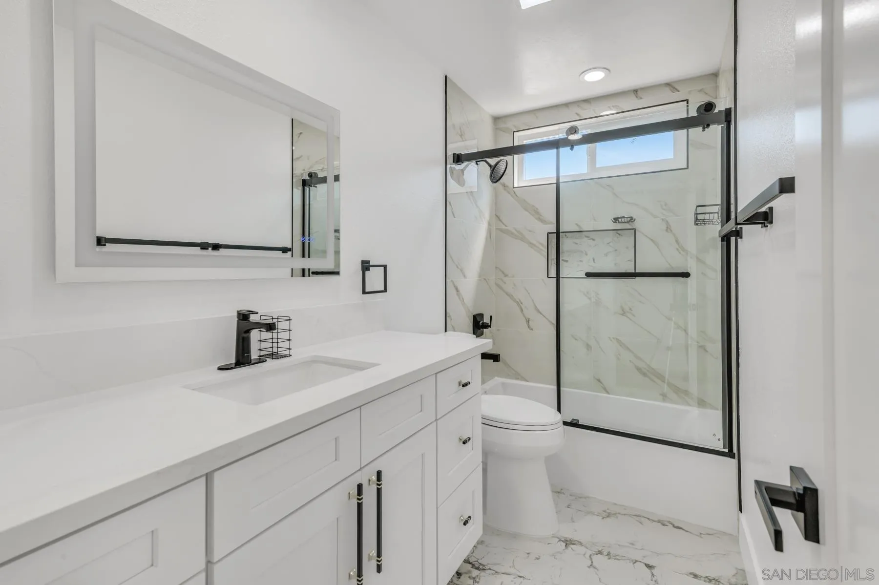 https://cdn.realtyfeed.com/cdn/127/260008266/329b8beb5fbb16e44c343035954bbb48.webp
