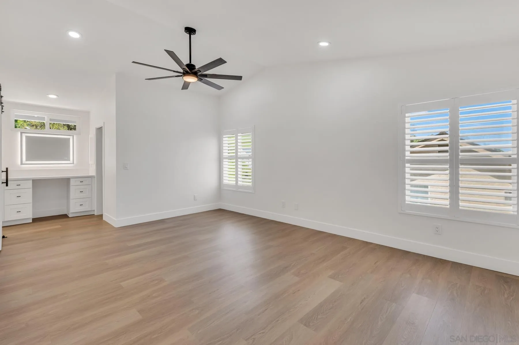 https://cdn.realtyfeed.com/cdn/127/260008266/46ce834835aed568a696019b19497007.webp