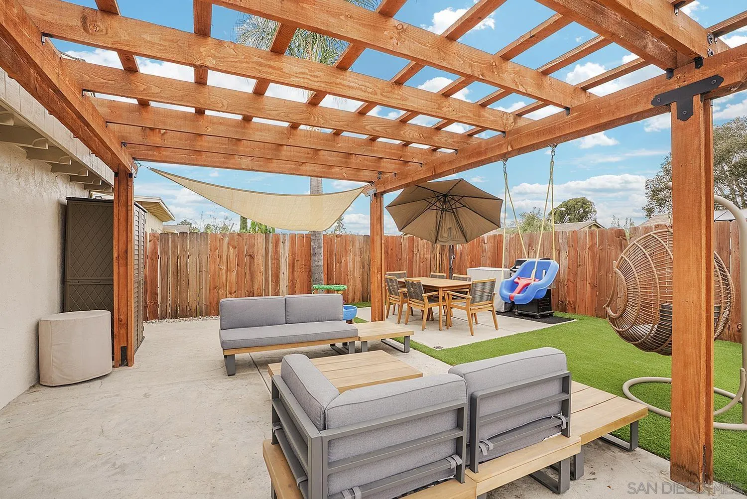 https://cdn.realtyfeed.com/cdn/127/260008271/7ed496c504670c26c2ec71d7eb9a353b.webp