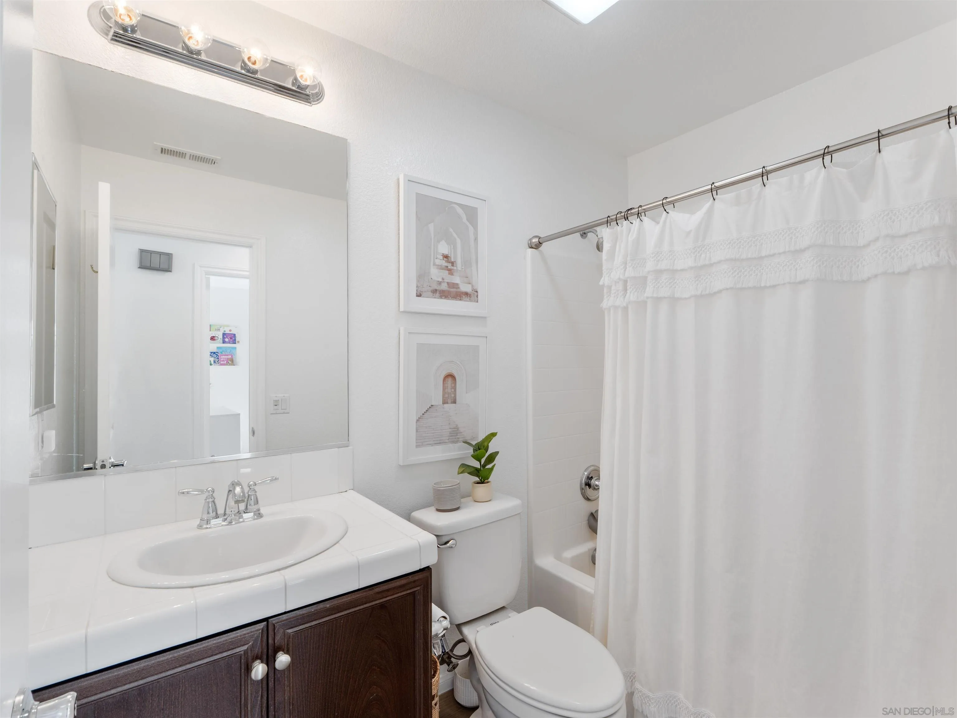 Photo #31: 260008272 Listing: Photo #31