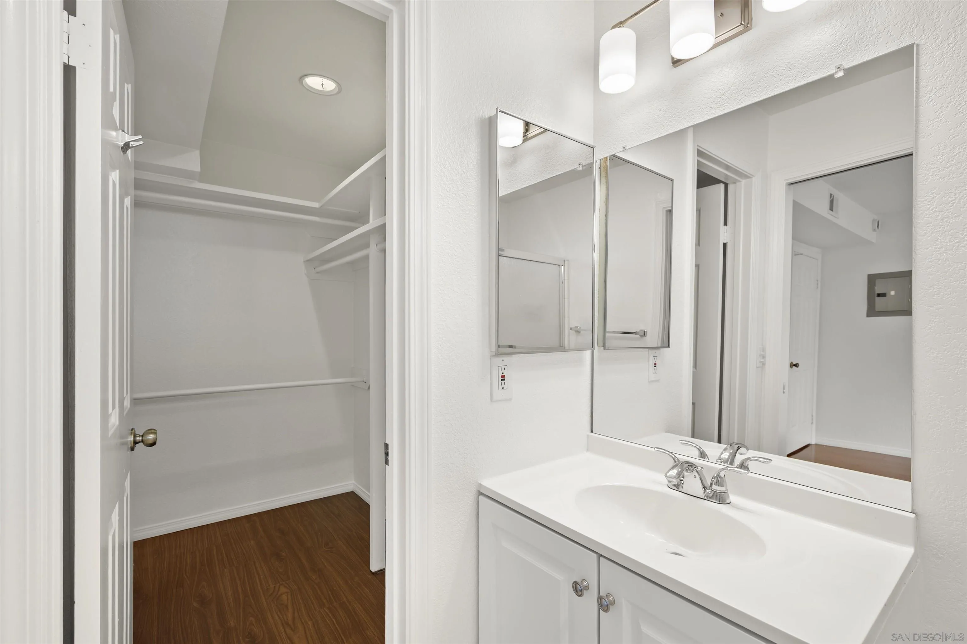 Photo #29: 260008274 Listing: Photo #29