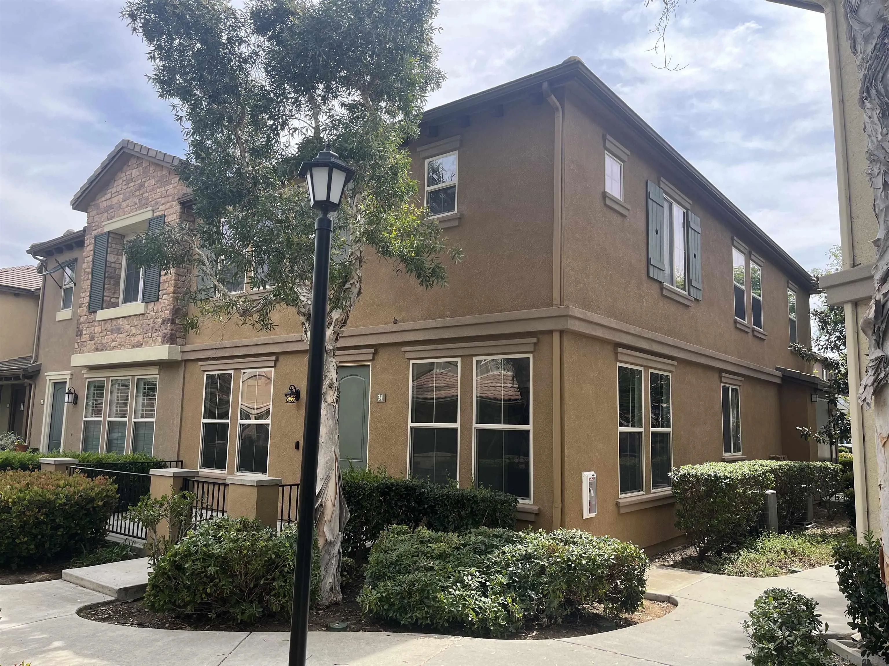 Irvine, CA, 92604