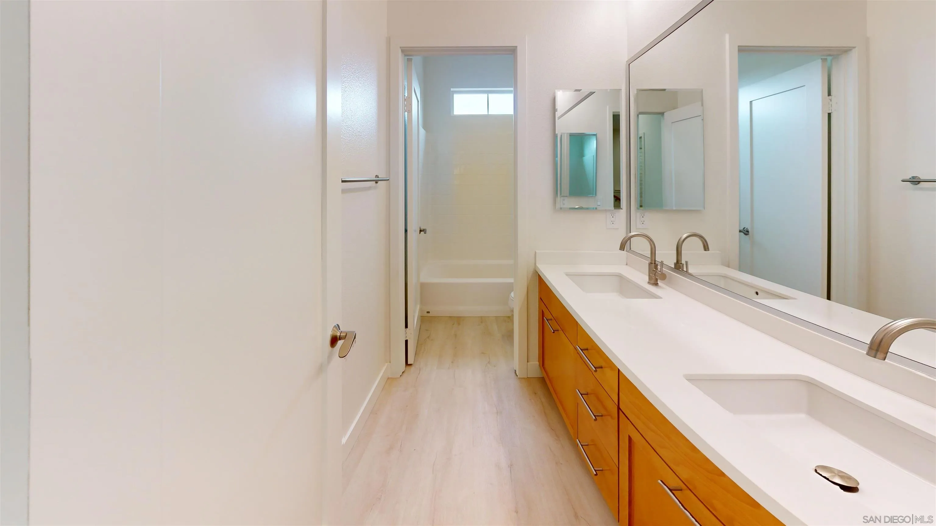 Photo #23: 260008278 Listing: Photo #23