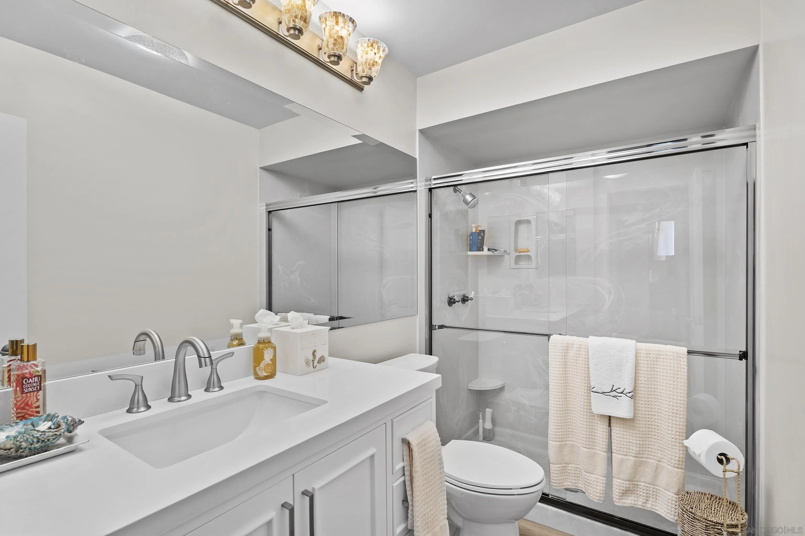 Photo #22: 260008281 Listing: Photo #22