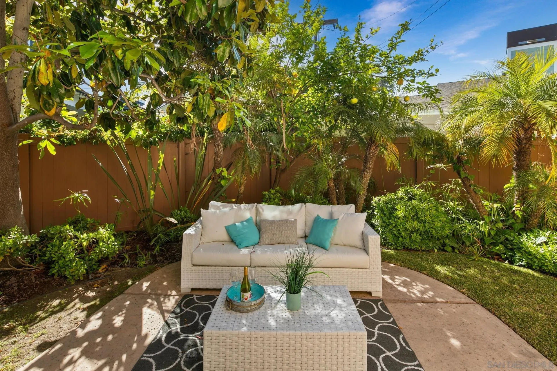 https://cdn.realtyfeed.com/cdn/127/260008287/1a7442e0f97d00df487326dd92f67f9d.webp