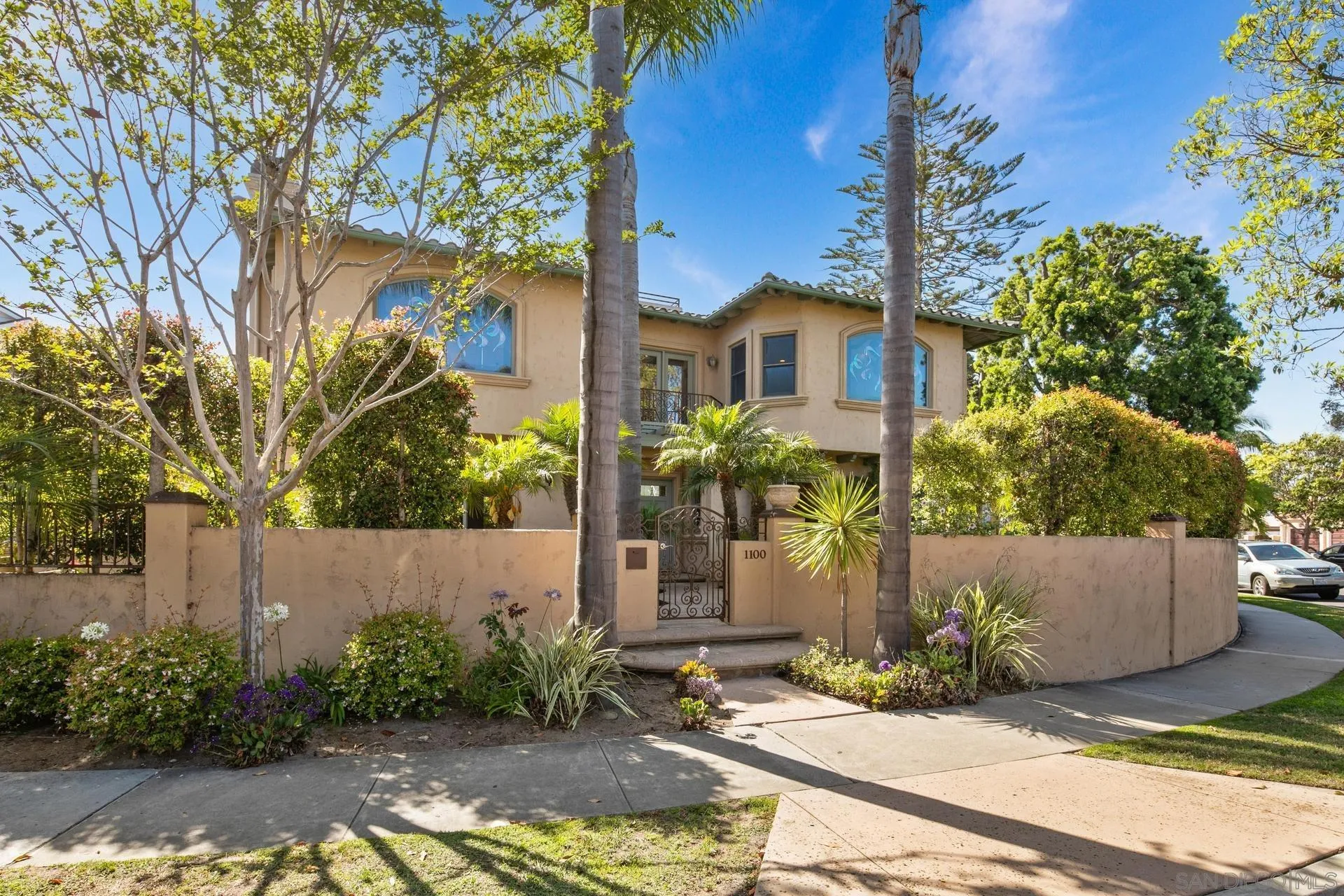 https://cdn.realtyfeed.com/cdn/127/260008287/9a6d68f21c417dc1c6288a2f33e980f3.webp