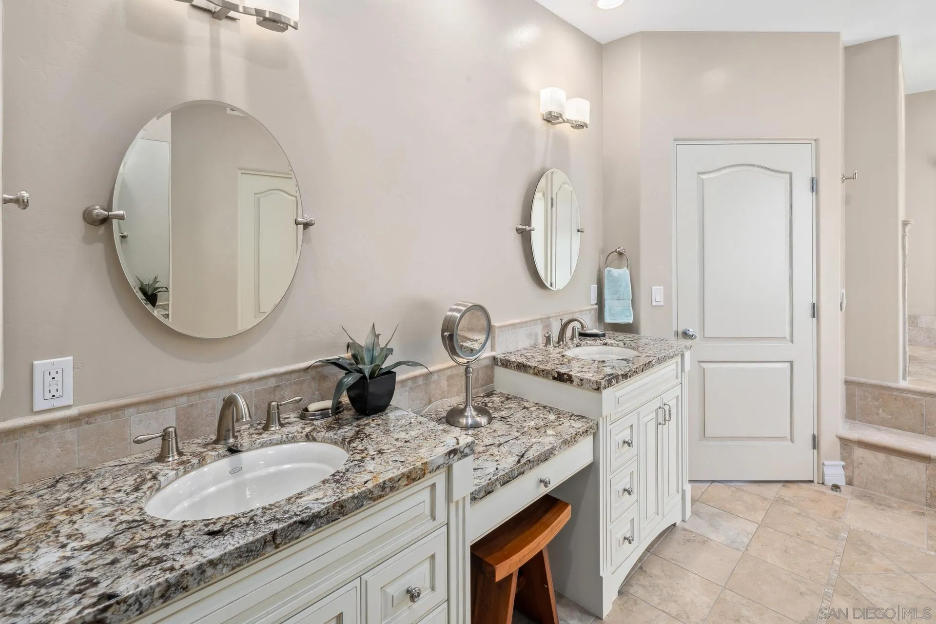 https://cdn.realtyfeed.com/cdn/127/260008287/e4a251bc24fa235097d38b927cb8ee9a.webp