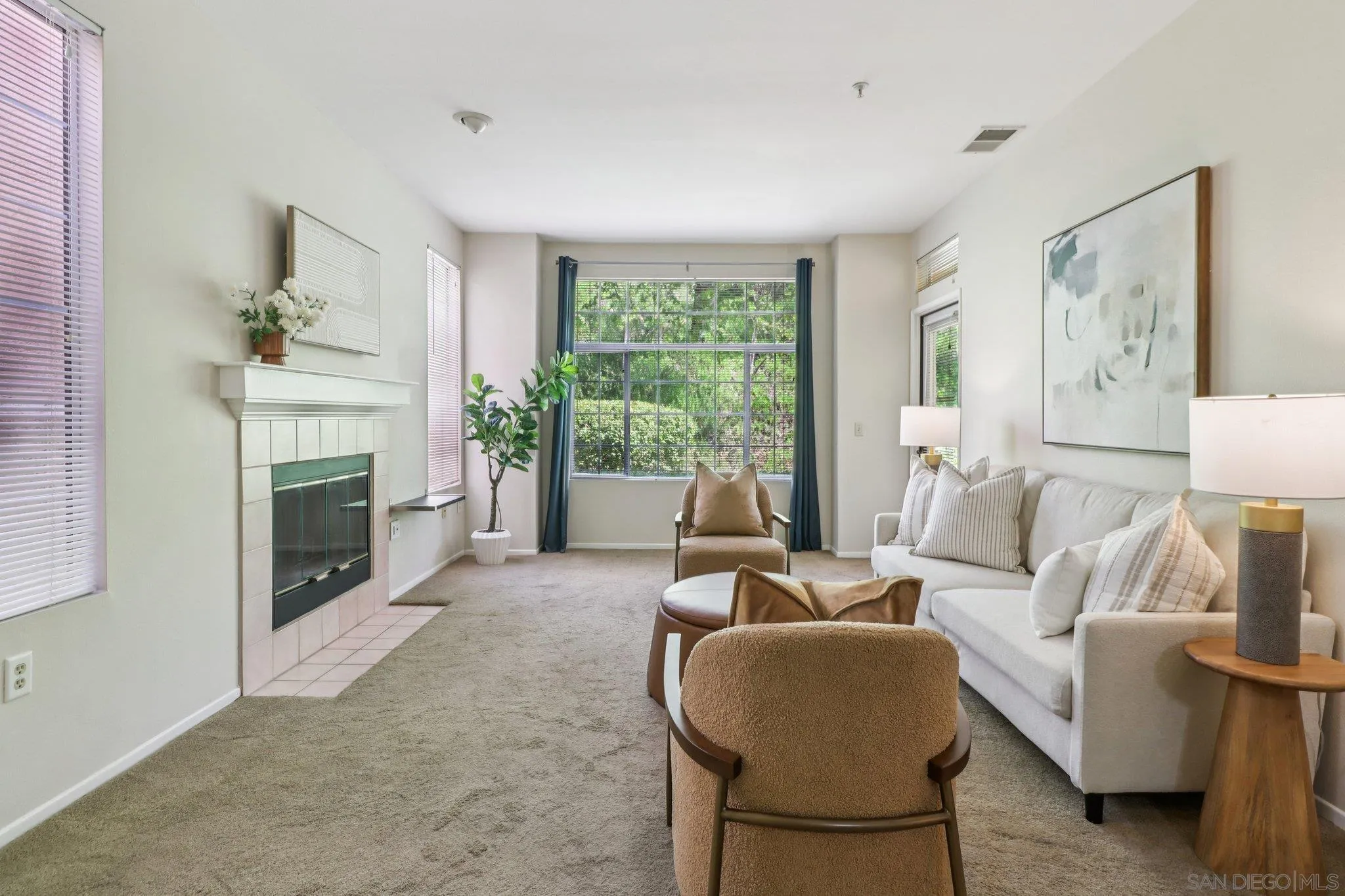 https://cdn.realtyfeed.com/cdn/127/260008290/8aca04ef9f00cdad5378c789aa31938a.webp