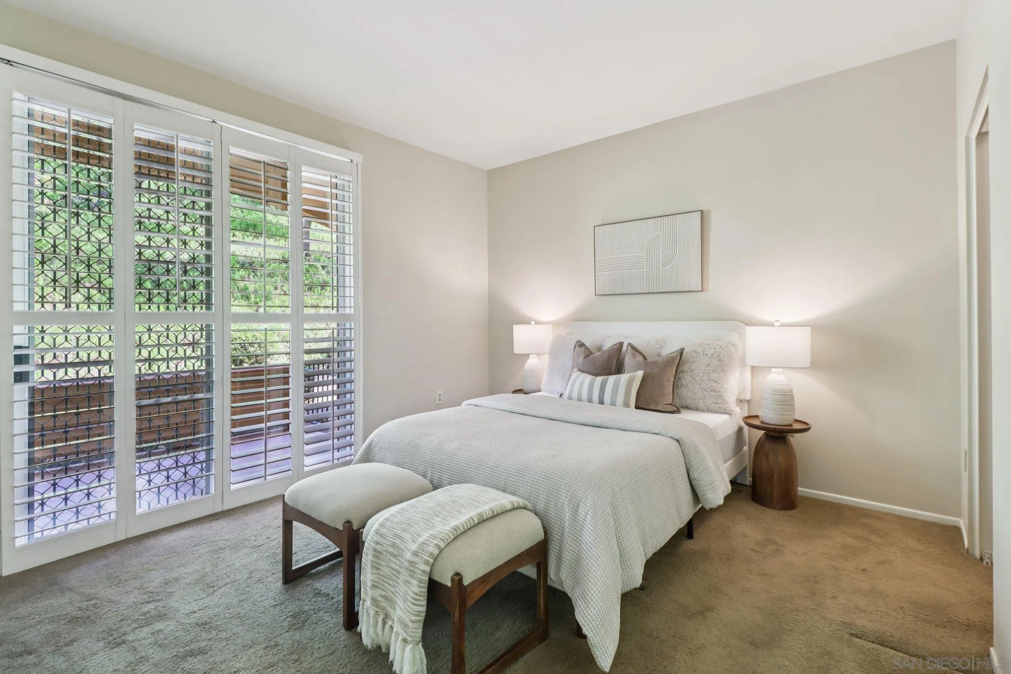 https://cdn.realtyfeed.com/cdn/127/260008290/a4033a1ddc4e7ad634a597d56f5b1a4d.webp