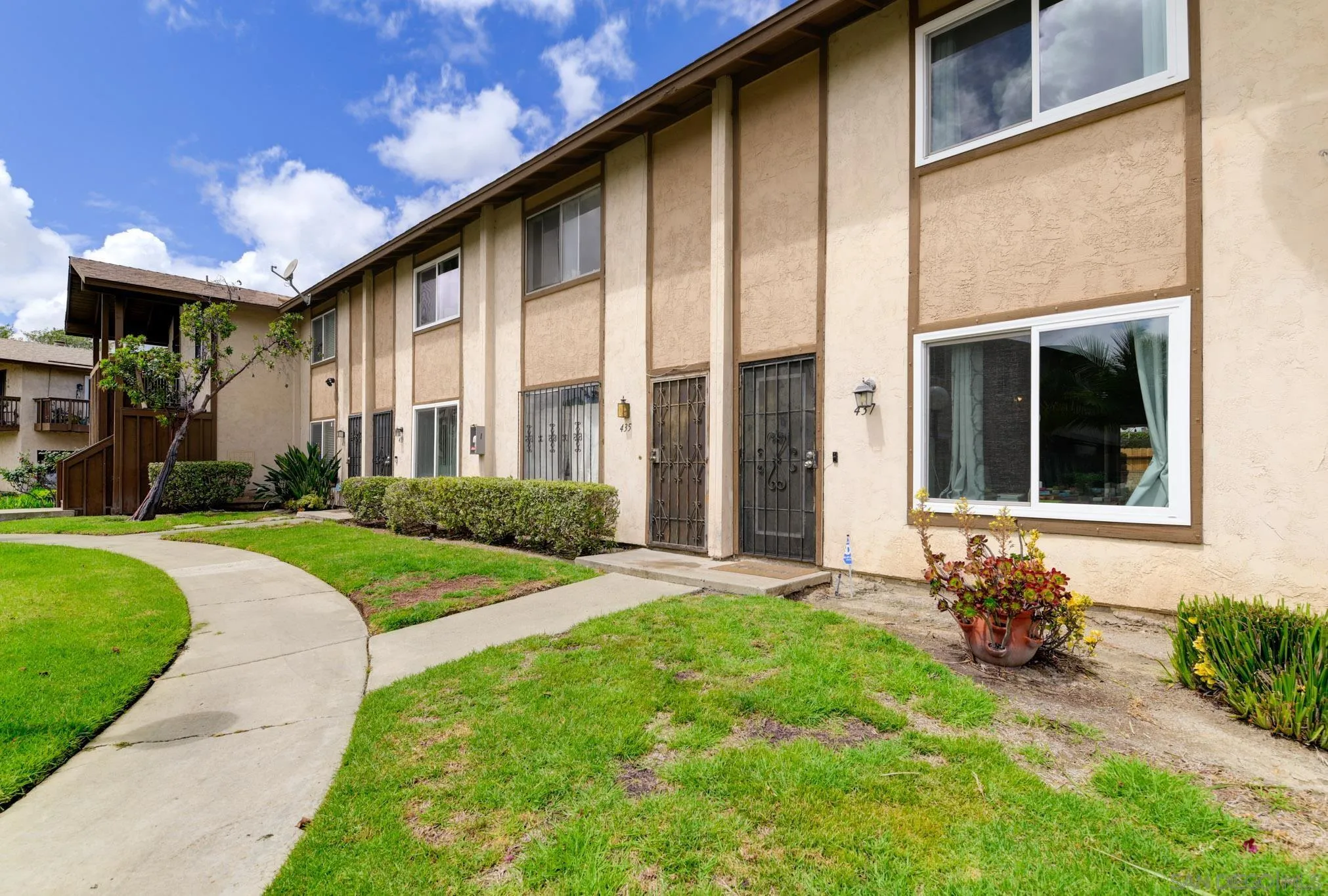 https://cdn.realtyfeed.com/cdn/127/260008291/a1eb04526ed92eb3fea4407922357108.webp