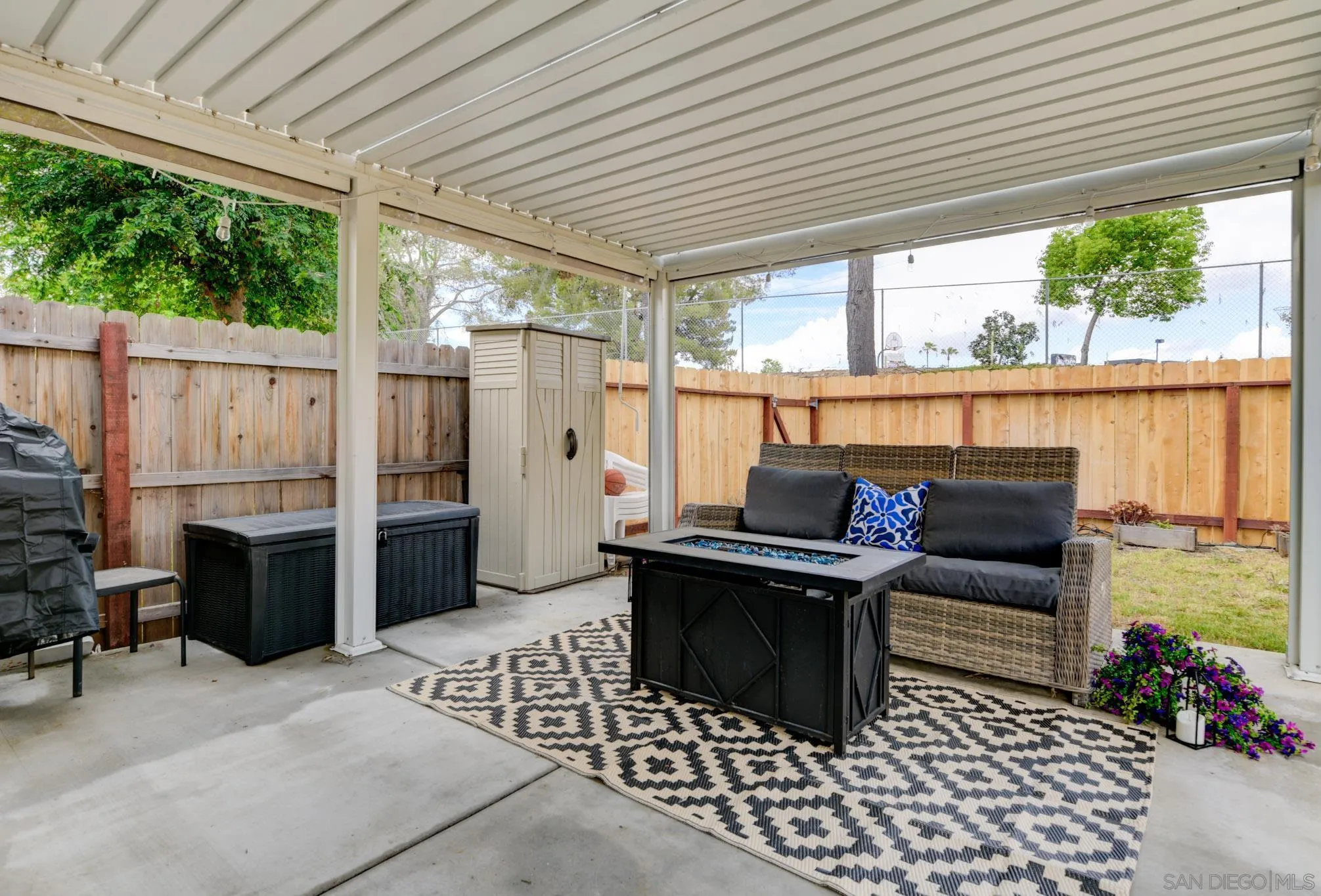 https://cdn.realtyfeed.com/cdn/127/260008291/d4bd0adbe95f72ed963bfd9b20302c13.webp