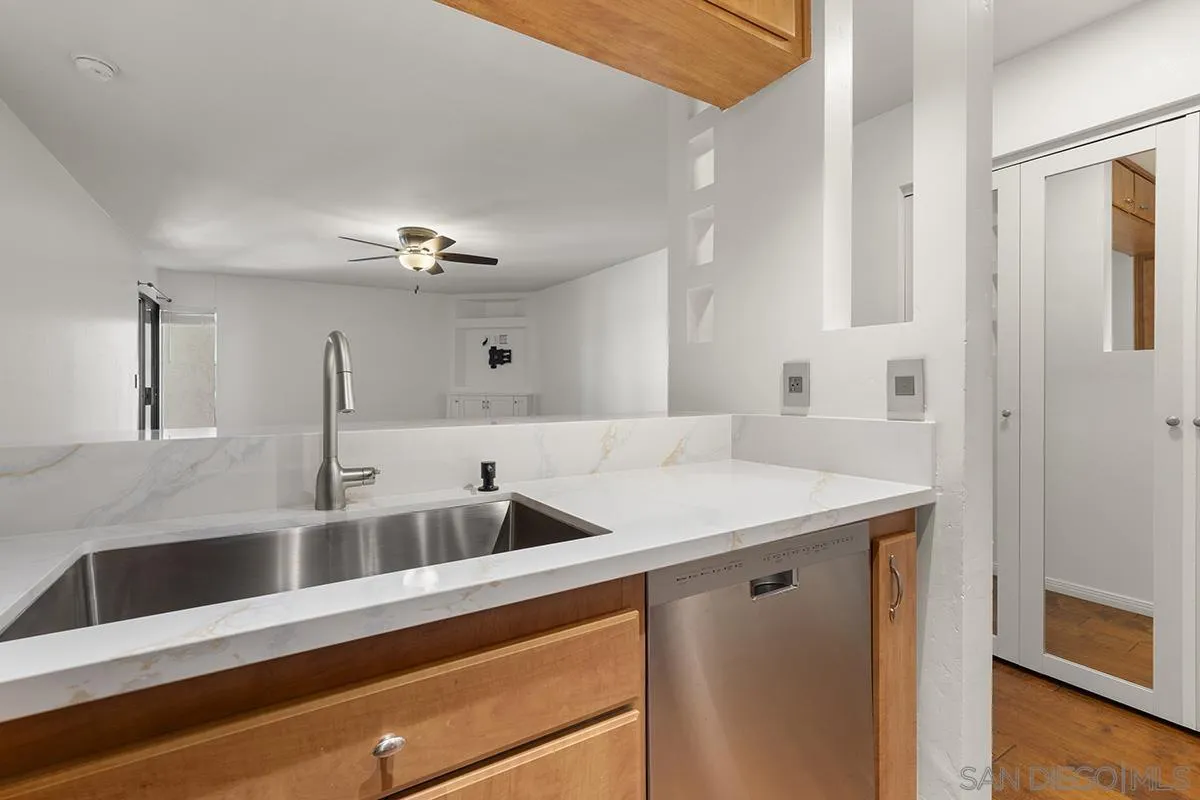 6767 Friars UNIT 139, San Diego, CA, 92108