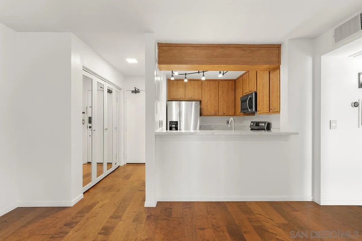 6767 Friars UNIT 139, San Diego, CA, 92108
