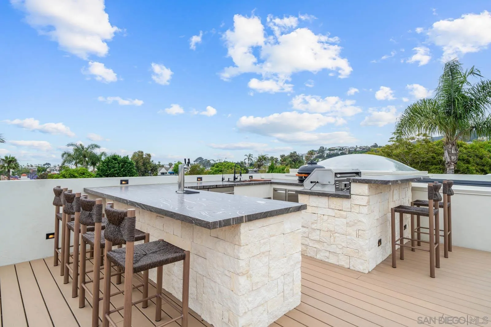 https://cdn.realtyfeed.com/cdn/127/260008294/3b3320ff944ee2624f3c38218acf8d7b.webp