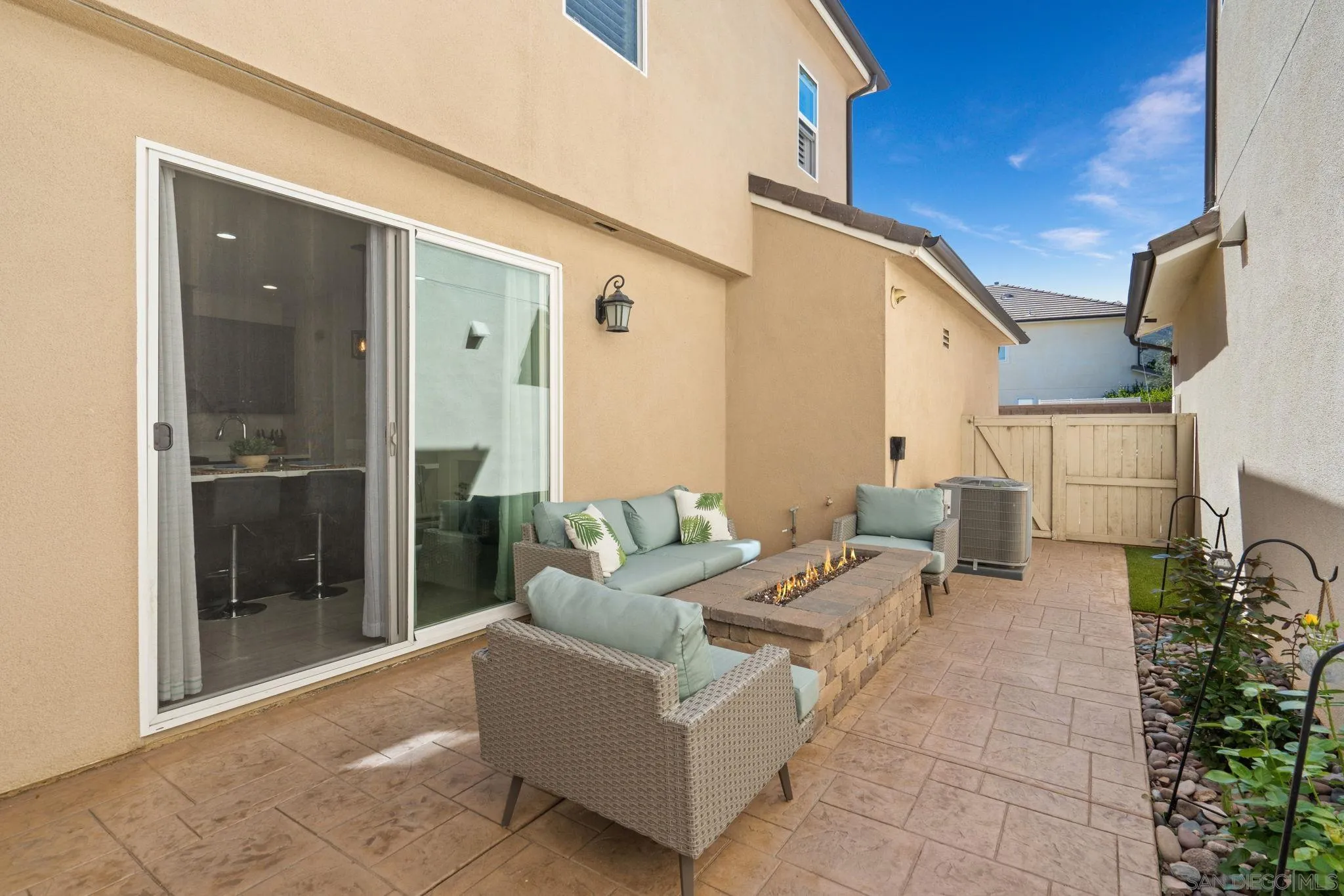 https://cdn.realtyfeed.com/cdn/127/260008295/4f791012893cc64b6cc9a97e6cd98b80.webp