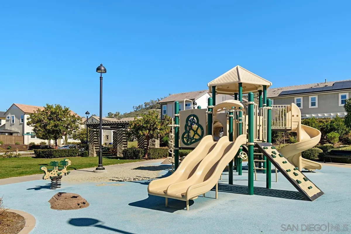 https://cdn.realtyfeed.com/cdn/127/260008295/8d91e79a7bf497a1cd6217564f8eb860.webp
