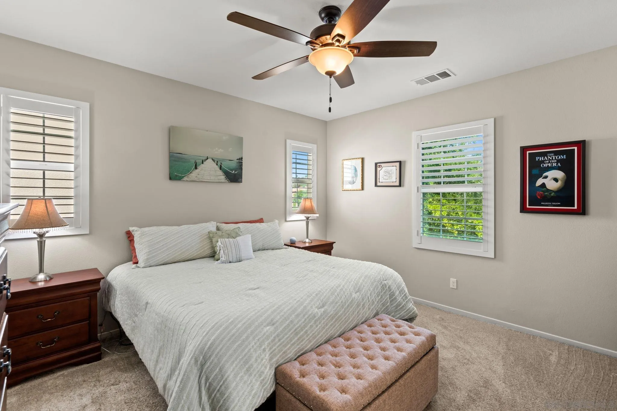 https://cdn.realtyfeed.com/cdn/127/260008295/f8b9559440e0a83d86fdfb5fefd65431.webp