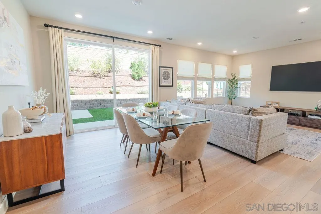 Photo #16: 260008297 Listing: Photo #16