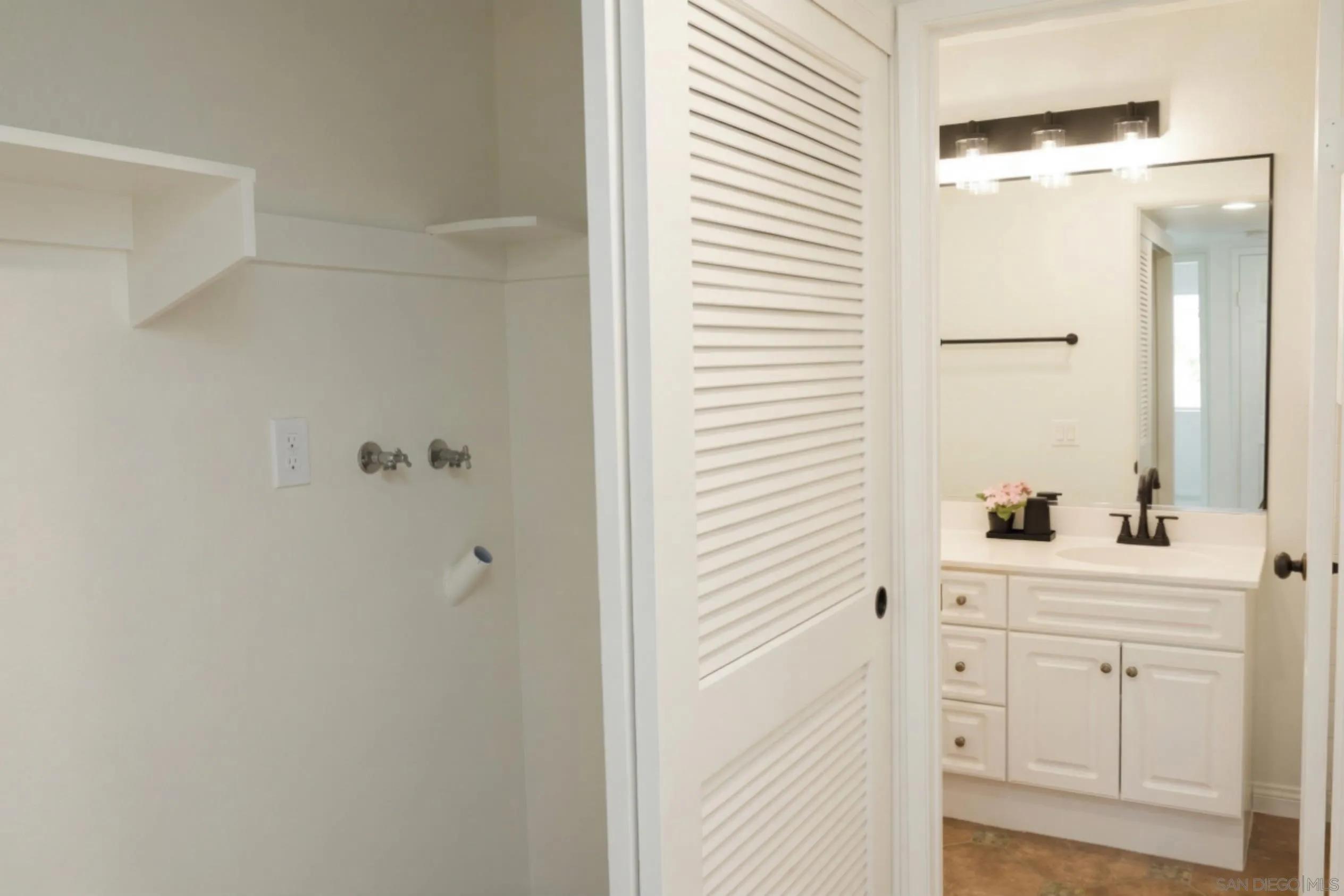 Photo #12: 260008304 Listing: Photo #12