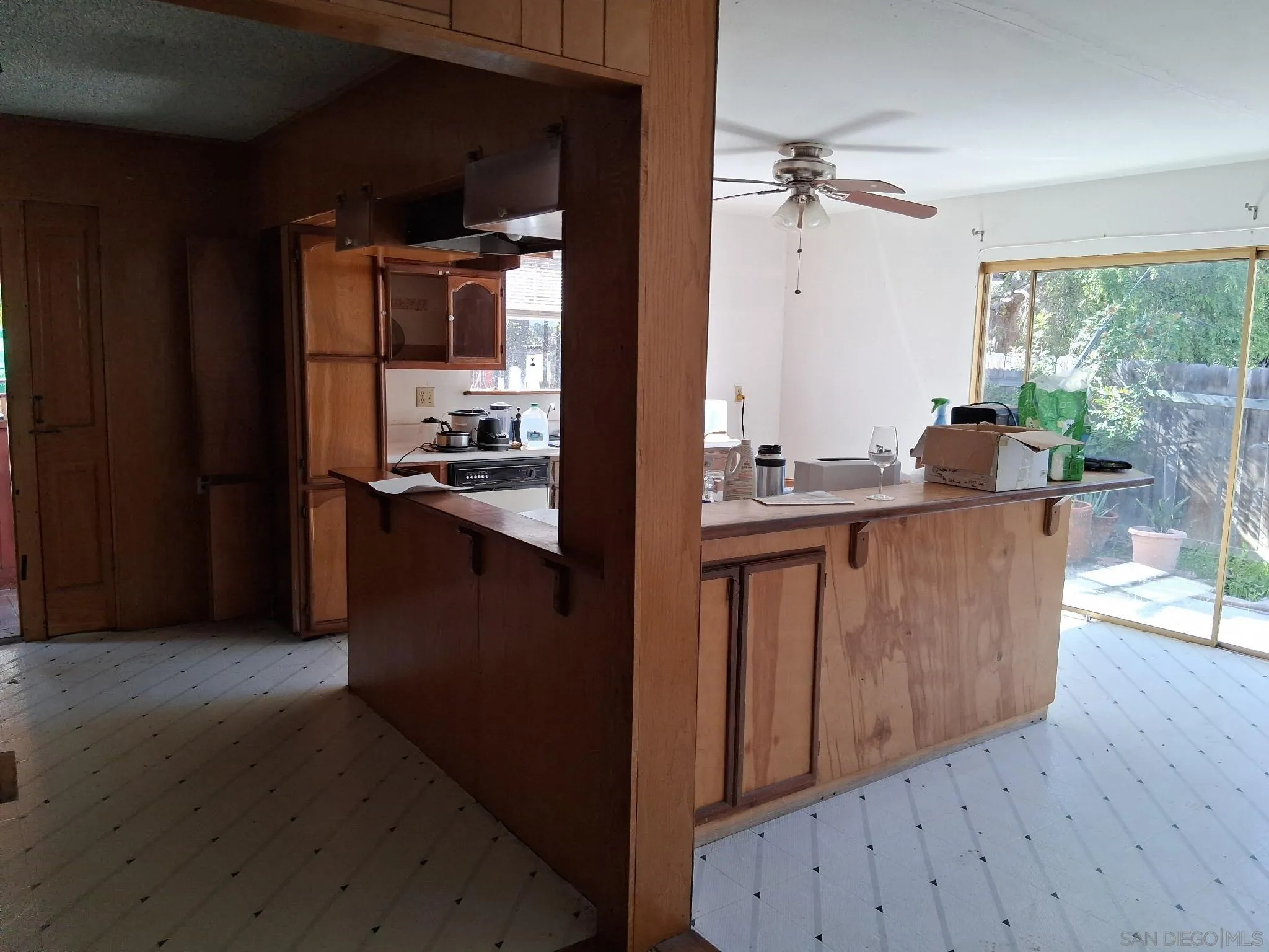 https://cdn.realtyfeed.com/cdn/127/260008308/2c281dd3721e14cc4d153493bca379a5.webp