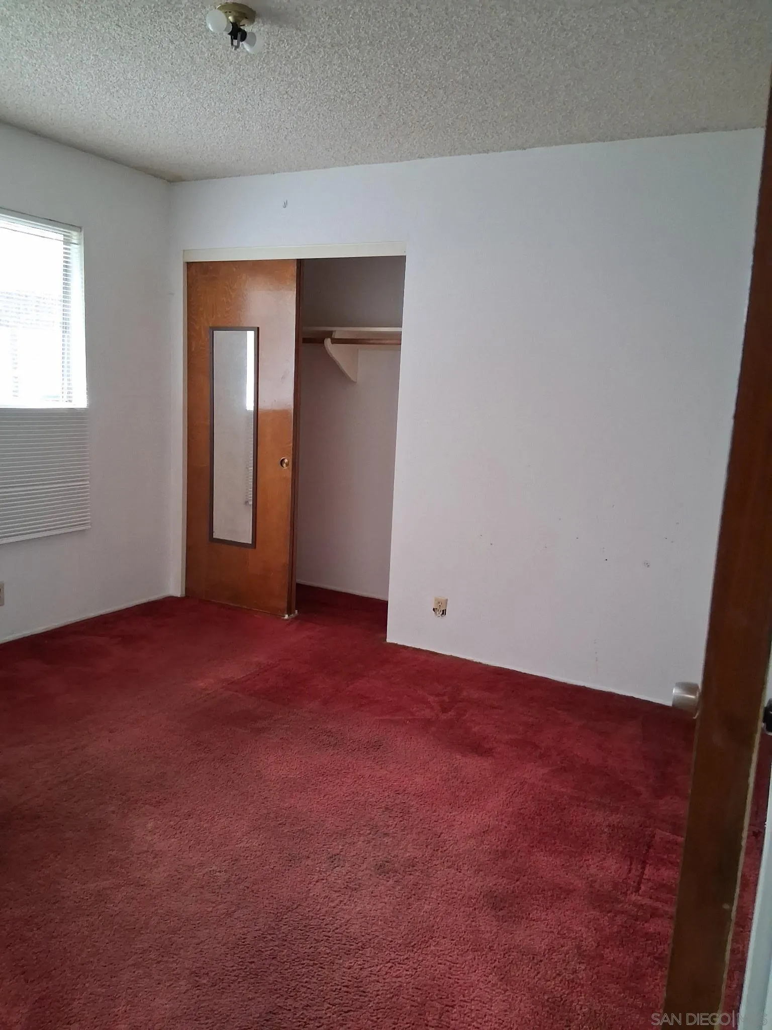 https://cdn.realtyfeed.com/cdn/127/260008308/2fb632be6fbfafa631d48989427b94a7.webp