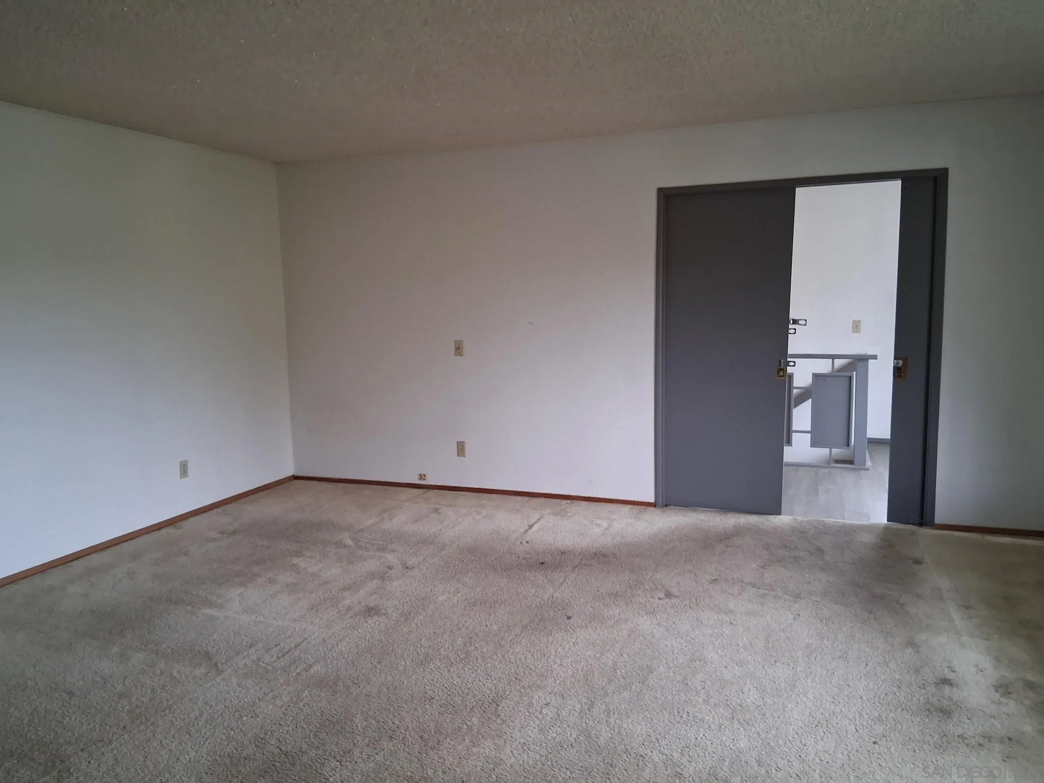 https://cdn.realtyfeed.com/cdn/127/260008308/50fc1533989af9827bbb4d7ddf22963e.webp
