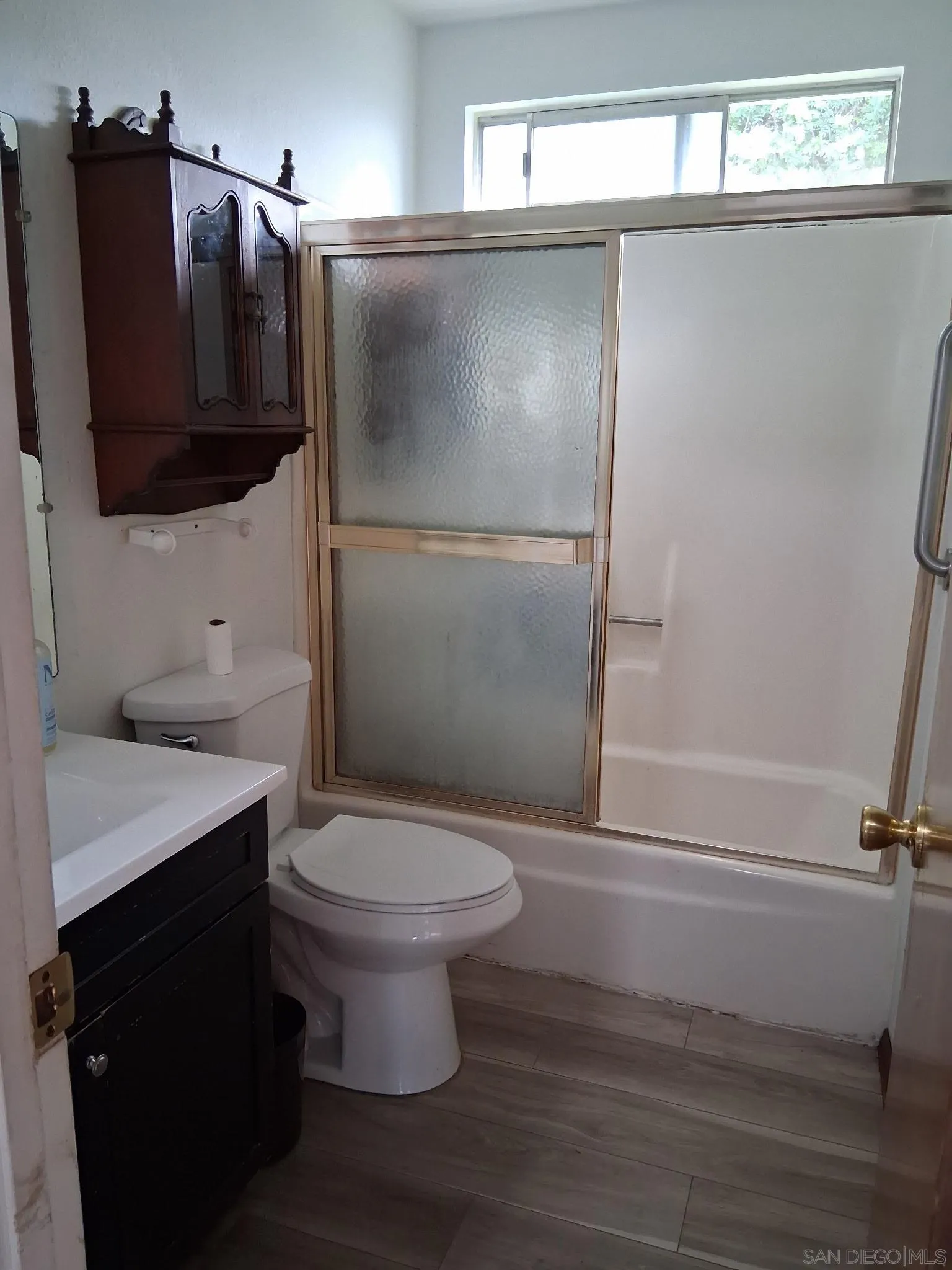 https://cdn.realtyfeed.com/cdn/127/260008308/8c7b10cd510c6724fa4aea10b8d8b2be.webp