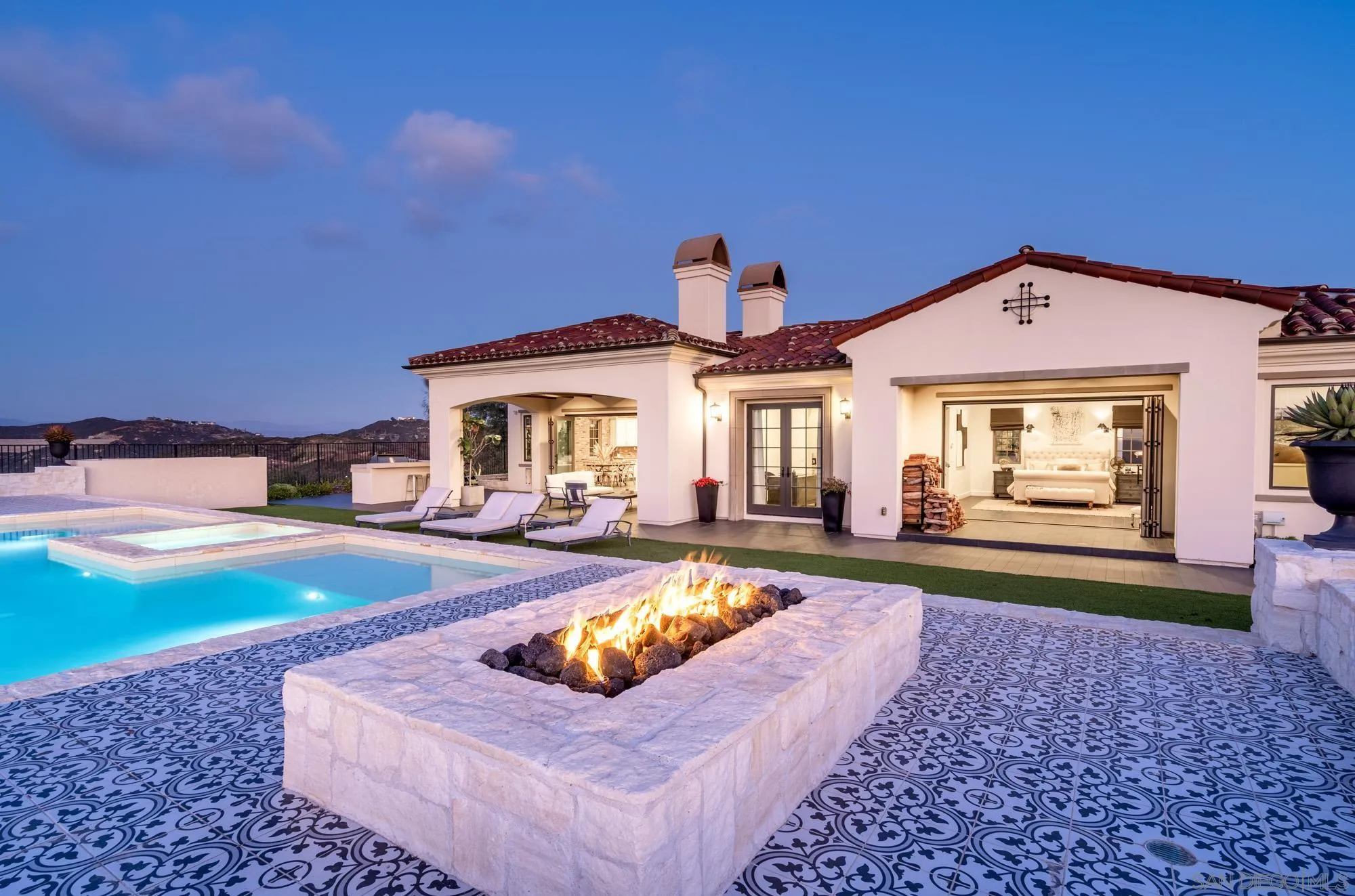 Featured listings