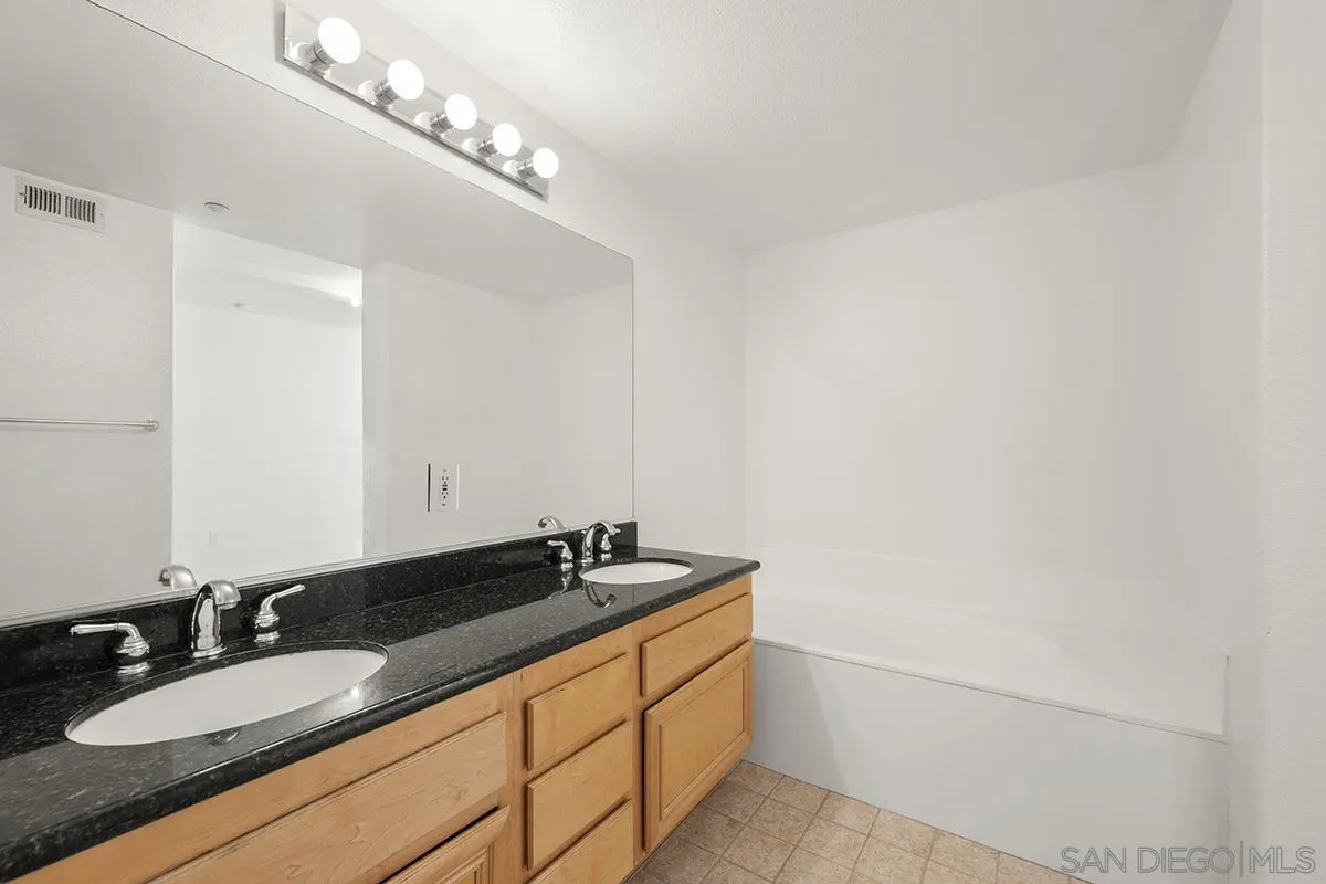 Photo #27: 260008314 Listing: Photo #27