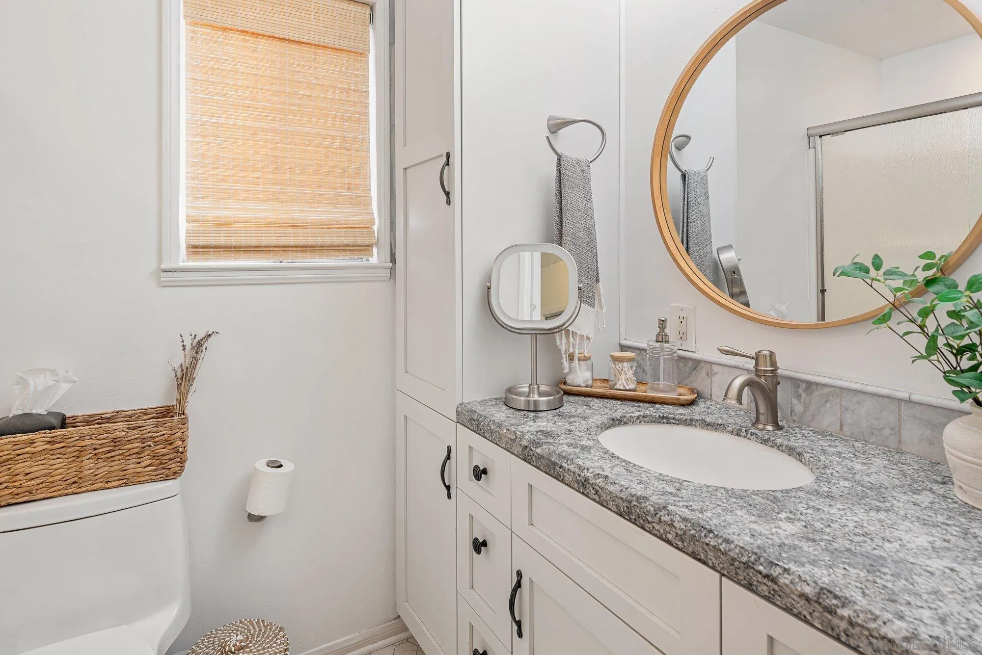 https://cdn.realtyfeed.com/cdn/127/260008315/6169cee323e08dee6a3a912f16471a6d.webp
