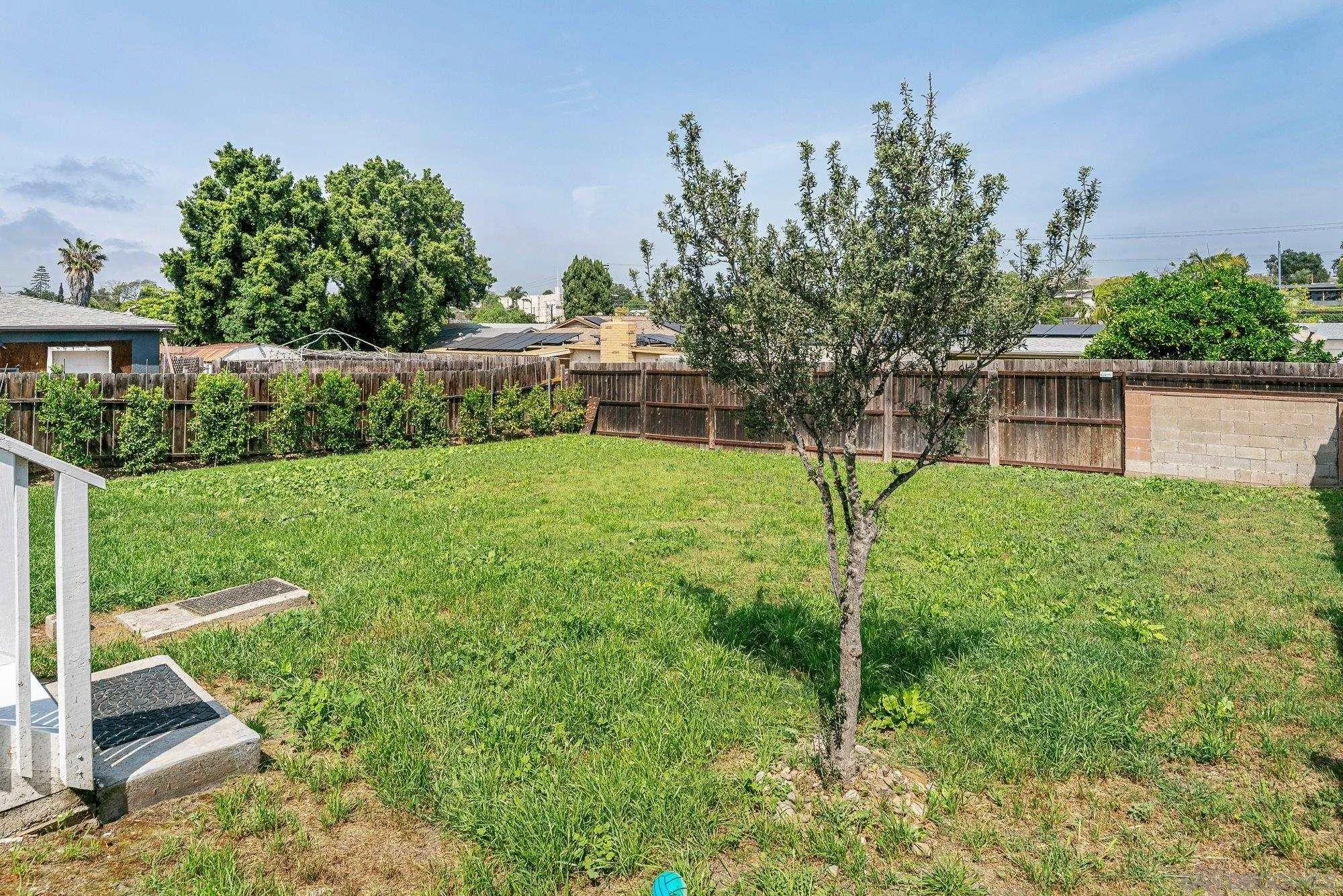 https://cdn.realtyfeed.com/cdn/127/260008315/720d608f9cebfc111265bbd904c11185.webp