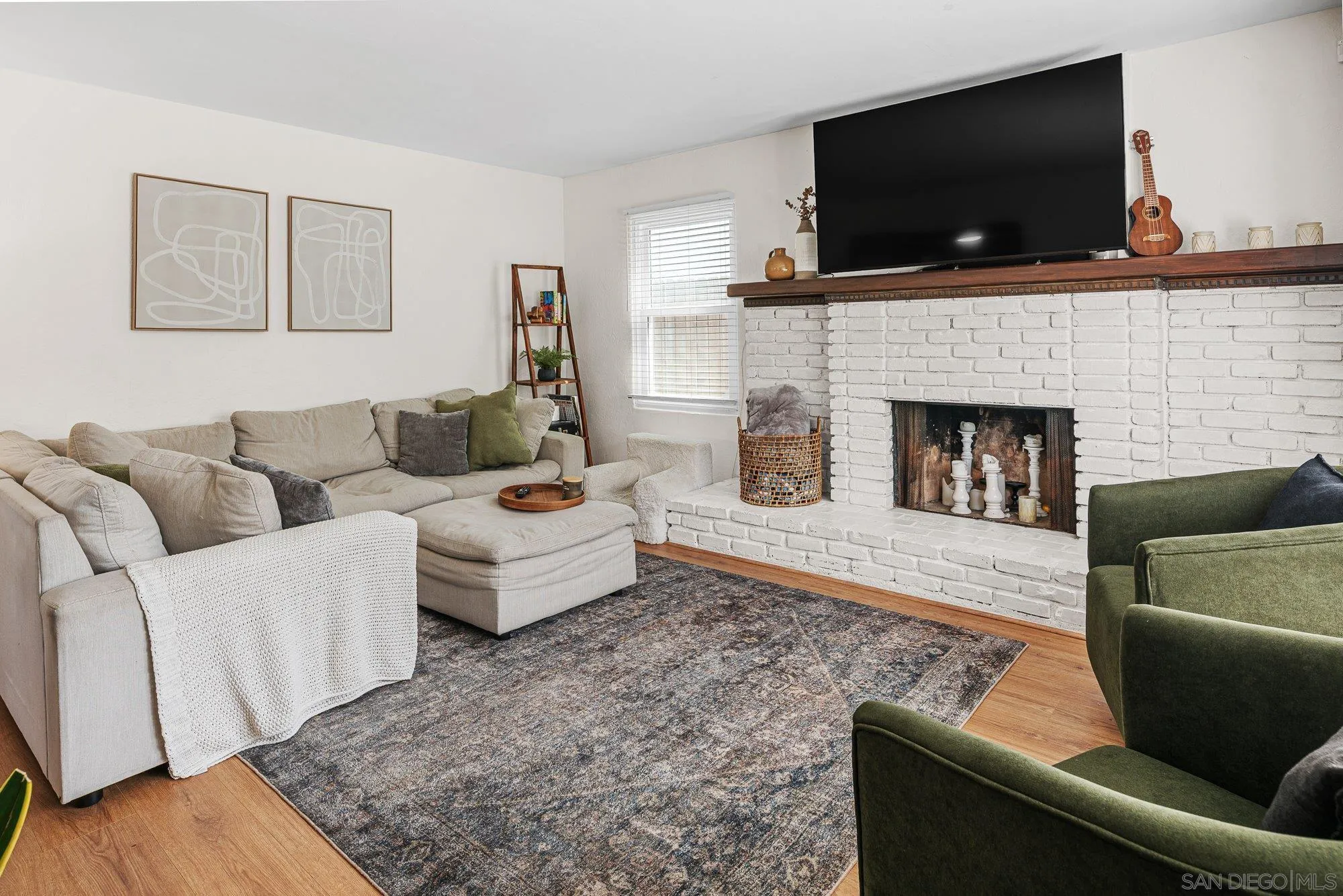 https://cdn.realtyfeed.com/cdn/127/260008315/a1fea2dd541cad82951ea8dd1af5d624.webp
