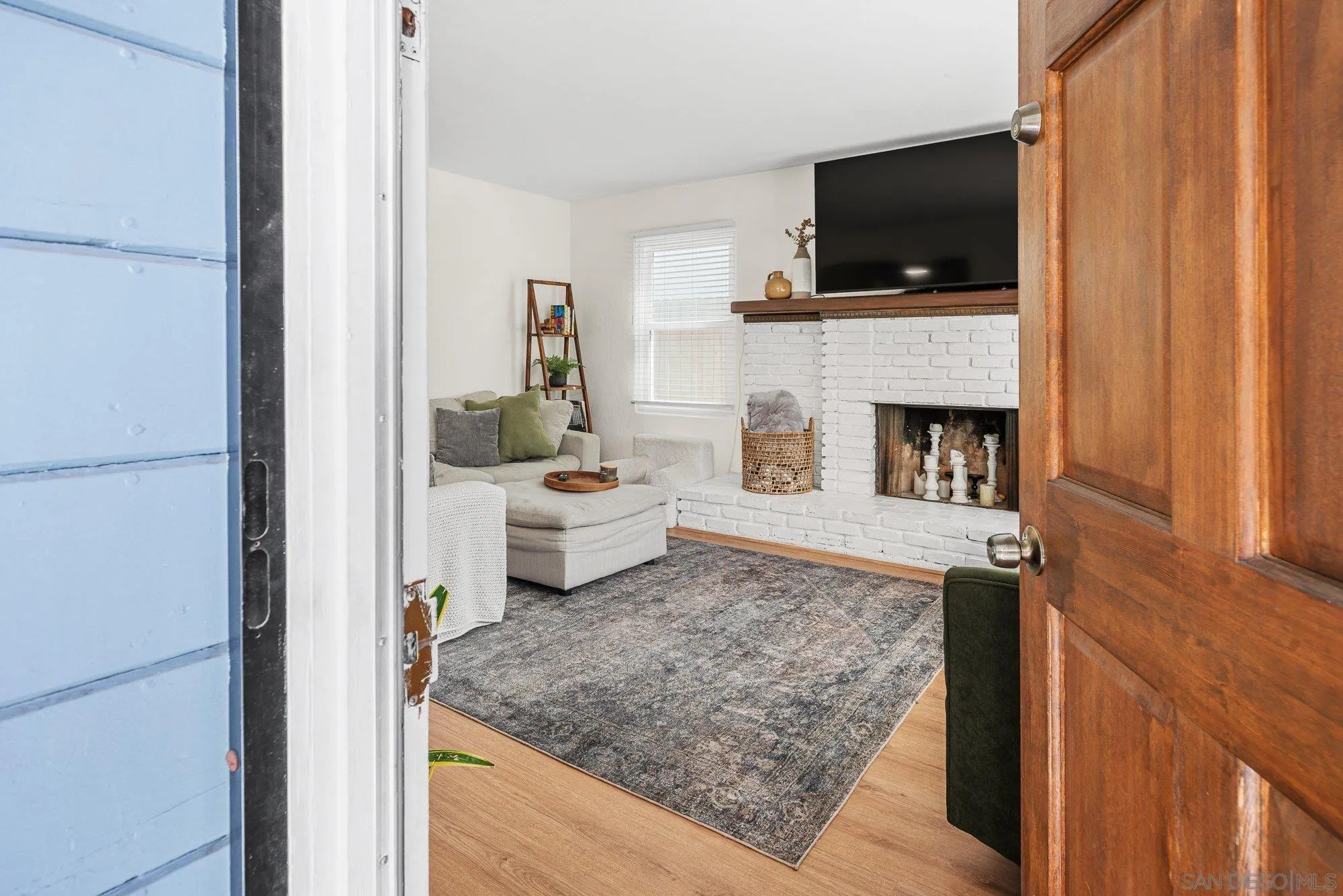 https://cdn.realtyfeed.com/cdn/127/260008315/bd242b7cab50960483ec8aa8b4808e8a.webp