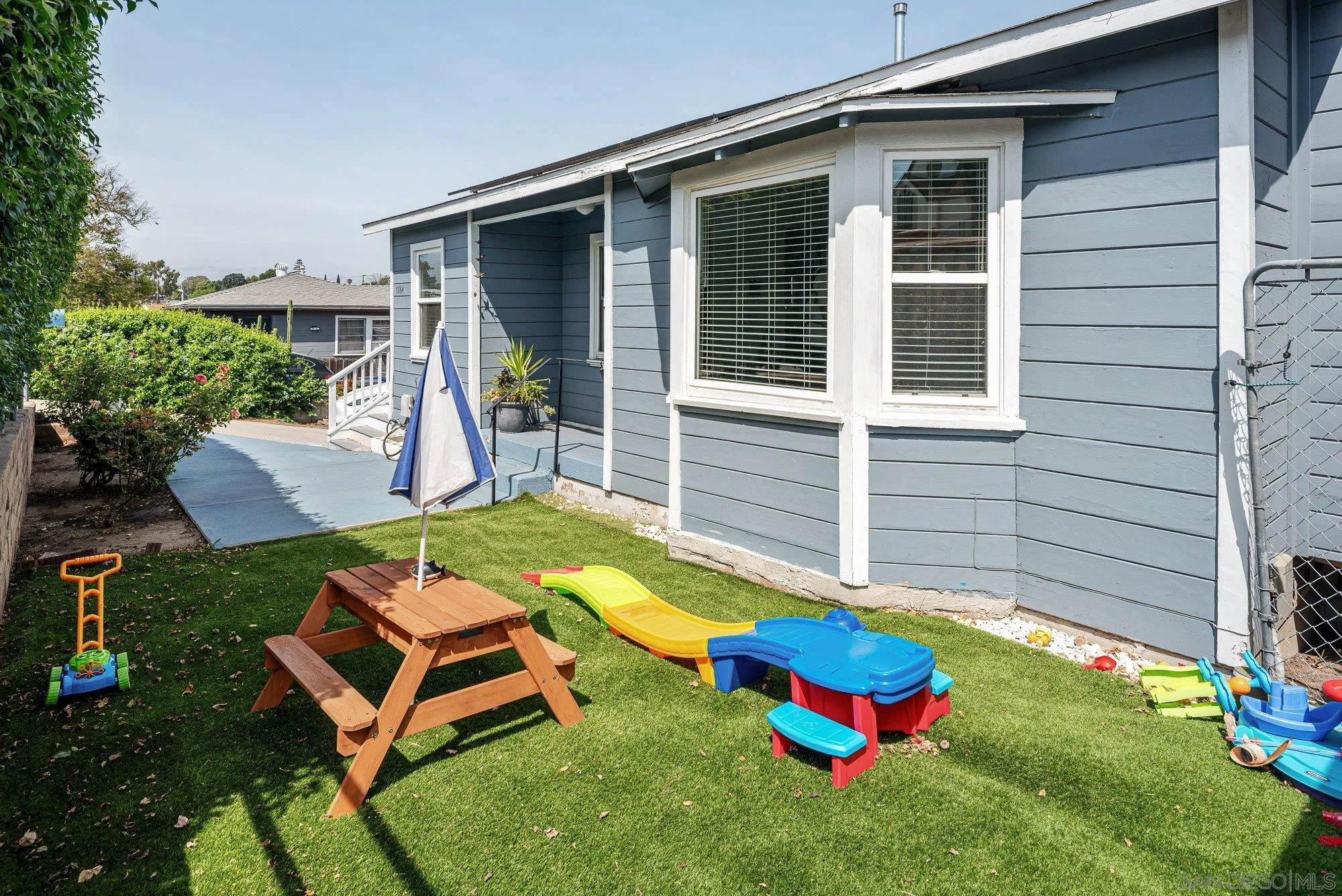 https://cdn.realtyfeed.com/cdn/127/260008315/d4887683a2490eae5c90a6816d8089d0.webp
