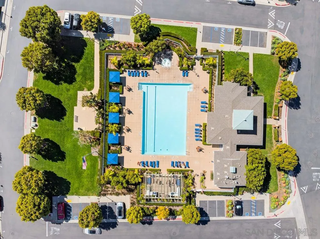 Photo #43: 260008317 Listing: Photo #43