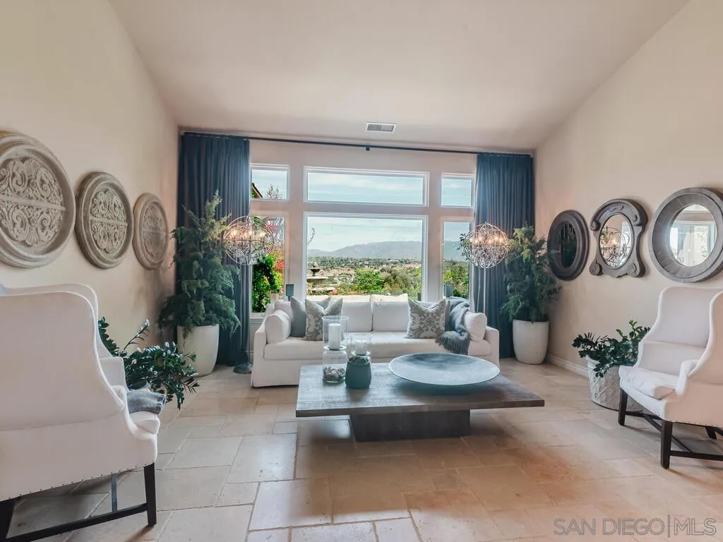 https://cdn.realtyfeed.com/cdn/127/260008318/178ef1ebbd397605b9ab05287b4df77e.webp