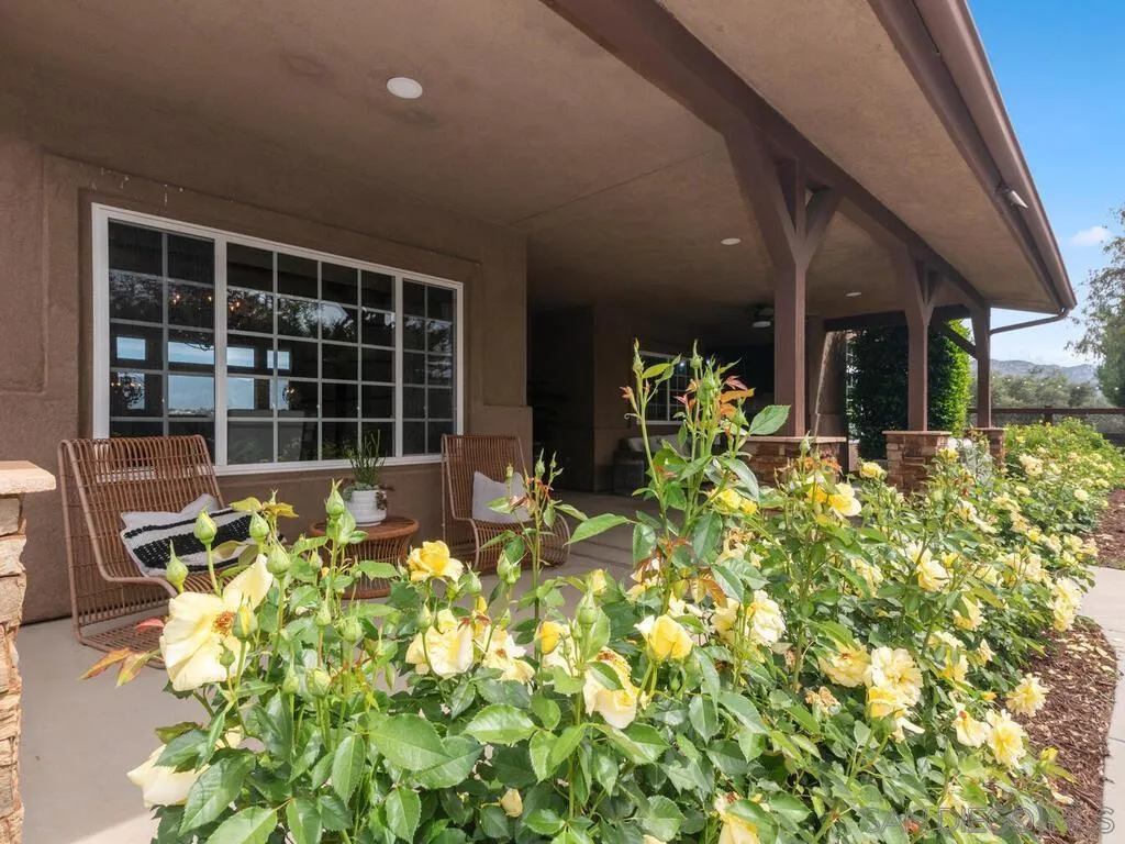 https://cdn.realtyfeed.com/cdn/127/260008318/4e7c5a3bb573c41a6d7511afcccdec3a.webp