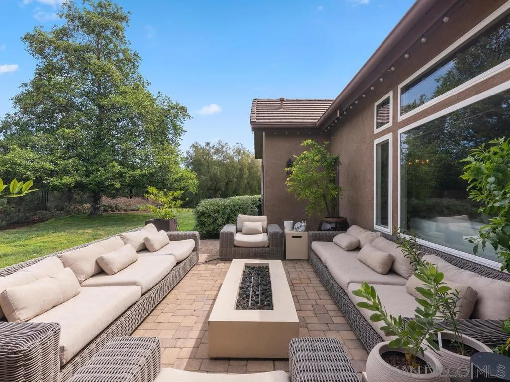 https://cdn.realtyfeed.com/cdn/127/260008318/4ff213b16e7e9571520939c8327eb4ab.webp