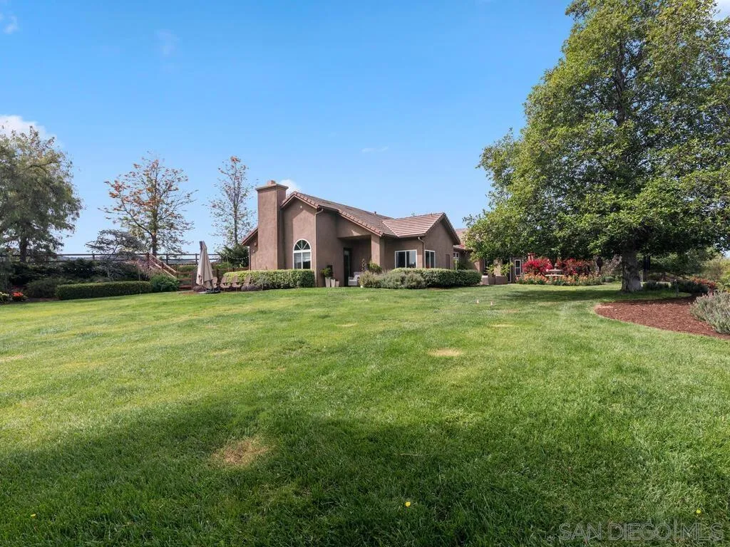 https://cdn.realtyfeed.com/cdn/127/260008318/72b12d1ca2b3ac0c540494d93c87b3a7.webp