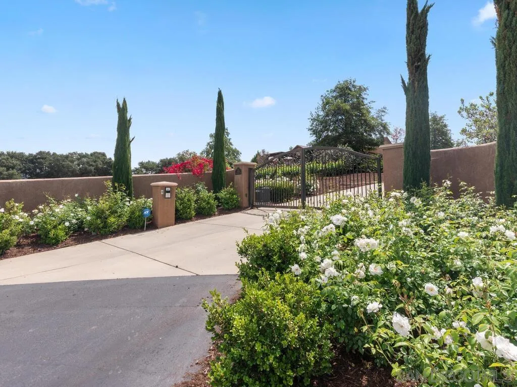 https://cdn.realtyfeed.com/cdn/127/260008318/7660d1f2c5567182cfe3277992f28fd6.webp