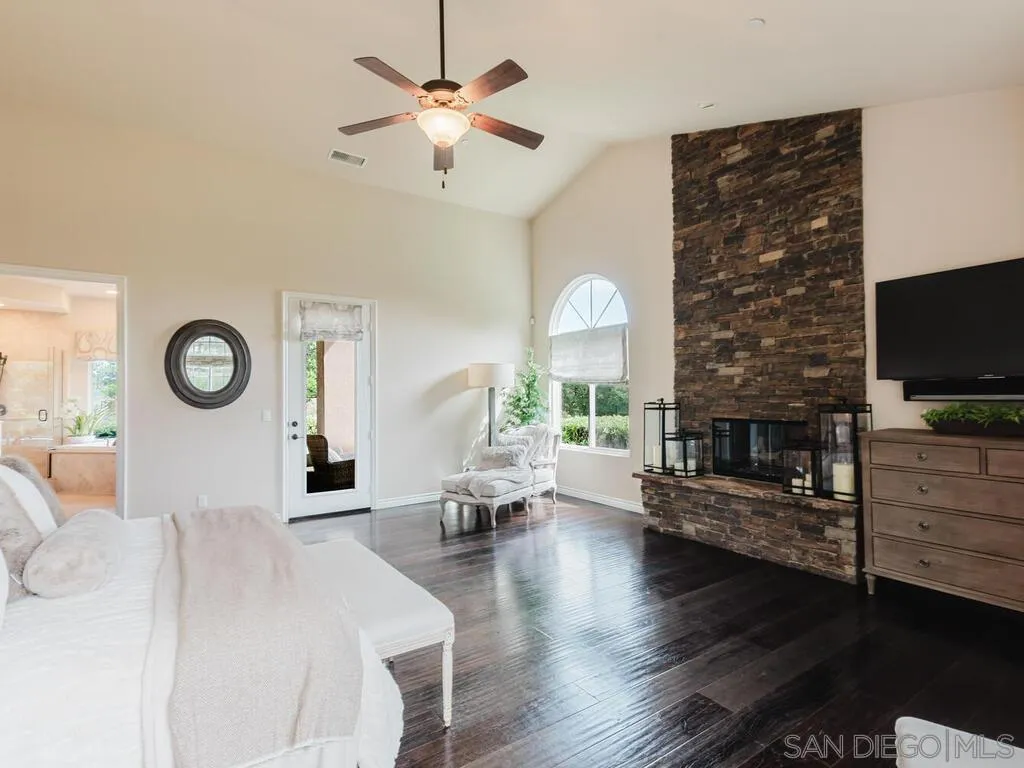 https://cdn.realtyfeed.com/cdn/127/260008318/9f03754fe6c76161cd86dc4315296eef.webp