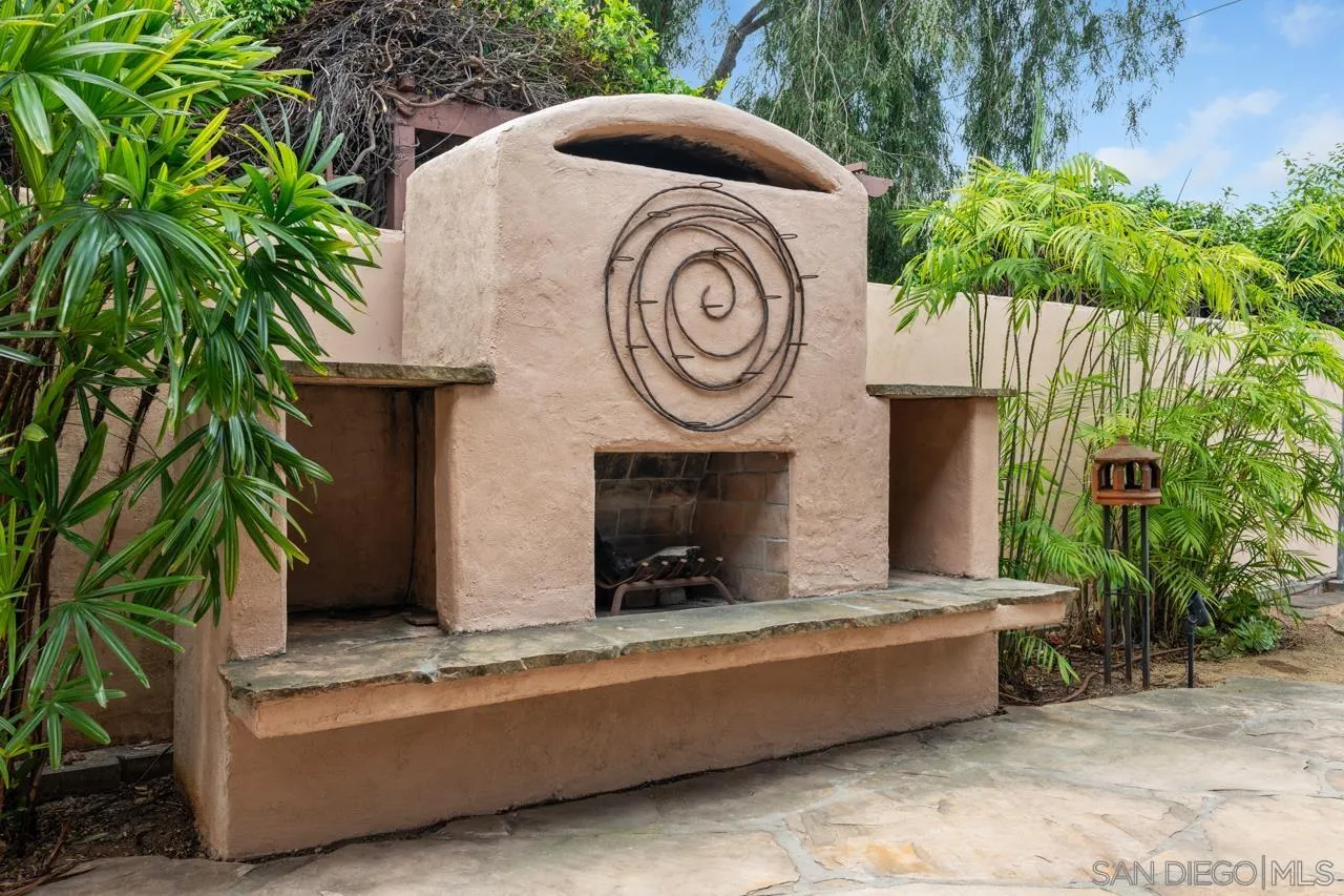 https://cdn.realtyfeed.com/cdn/127/260008321/5053ad287dda797997832a9f6044aba3.webp