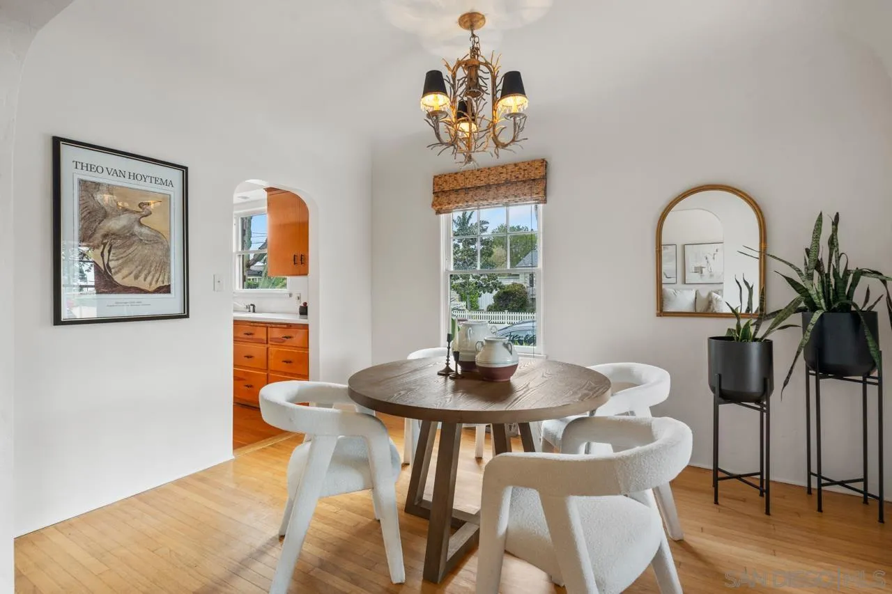 https://cdn.realtyfeed.com/cdn/127/260008321/713dd500a8e72c2c5617056f58bdd1ba.webp