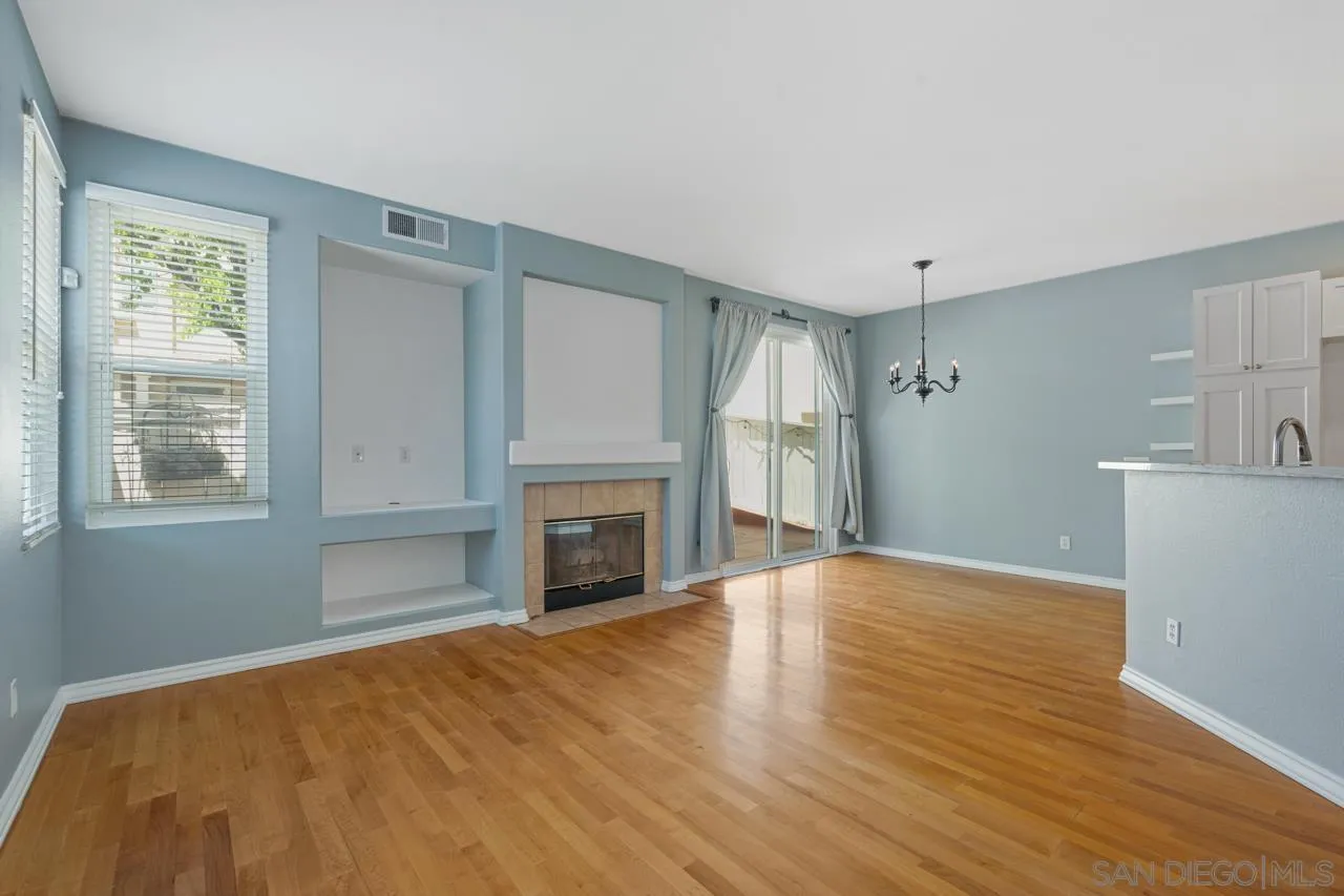 Photo #9: 260008328 Listing: Photo #9