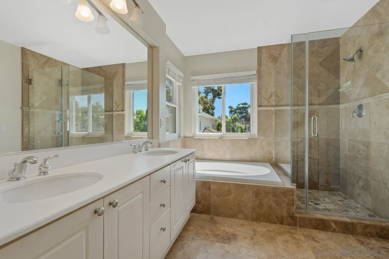 Photo #27: 260008328 Listing: Photo #27