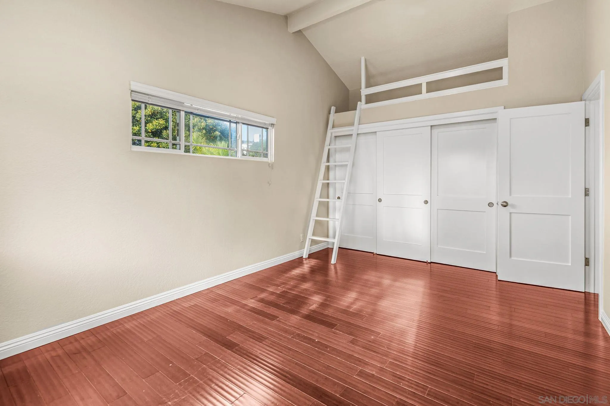 https://cdn.realtyfeed.com/cdn/127/260008329/5f1660455d5ffa9ef74b65f24e9336a6.webp
