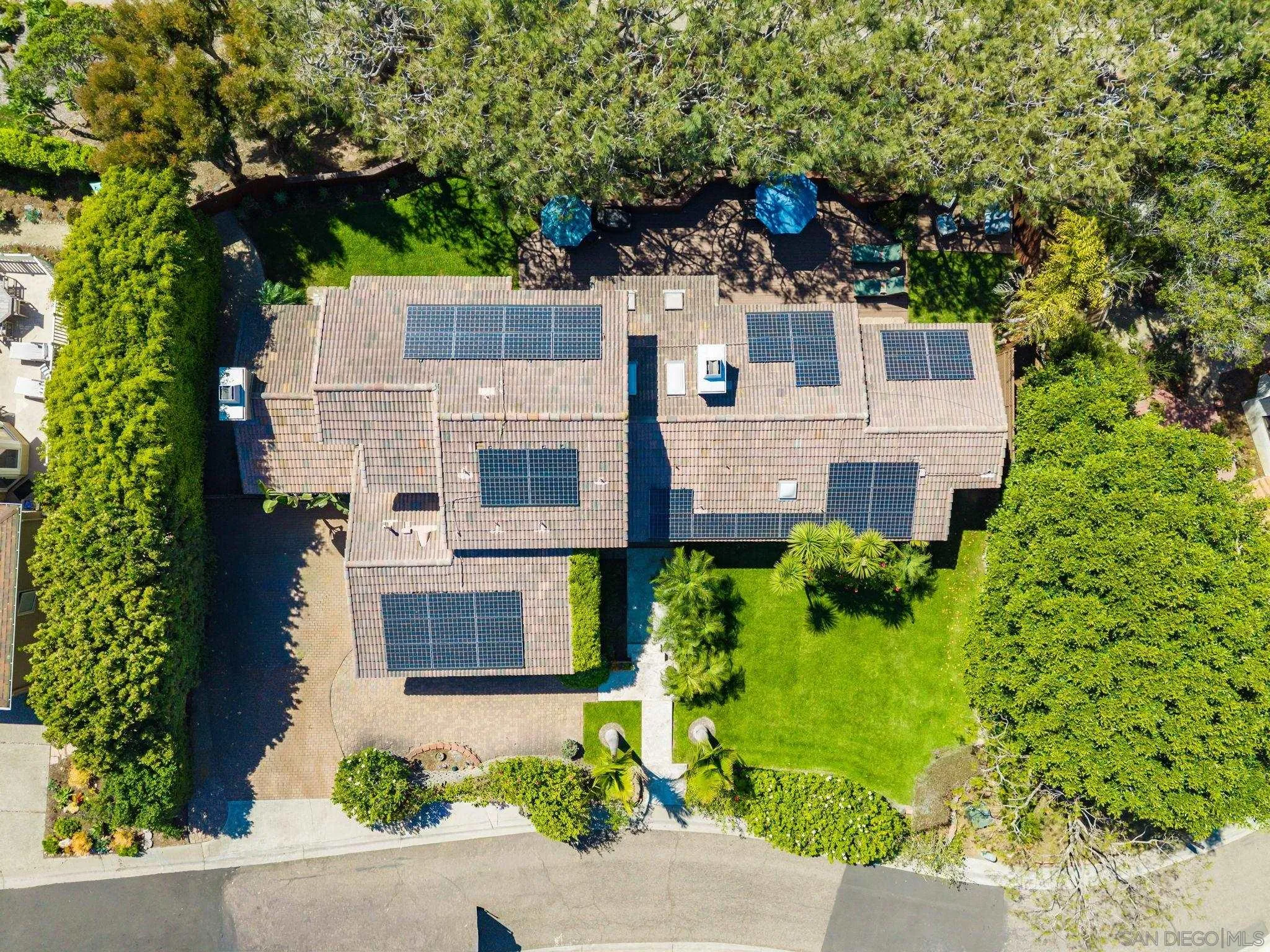 https://cdn.realtyfeed.com/cdn/127/260008329/c3dda43dc8452191451fe5c6ad8b3634.webp