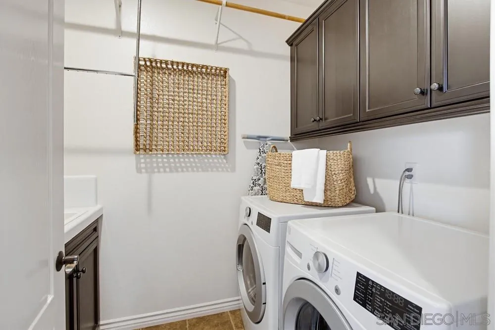 Photo #24: 260008331 Listing: Photo #24