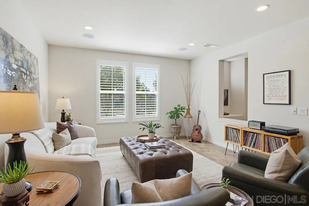 Photo #5: 260008331 Listing: Photo #5